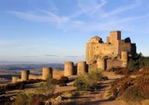 Rafting Río Gállego + Visita al Castillo de Loarre (1 jornada)