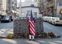 Entrada al Museo del Muro Checkpoint-Charlie