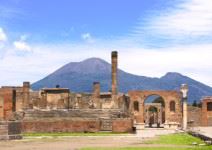 Entrada a Pompeya (Universitarios)