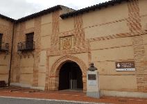 Palacio del Caballero de Olmedo - Íscar (A PARTIR DE 15 AÑOS)