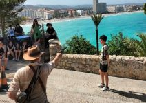 Visita guaida  INDIANA JONES en Peñíscola