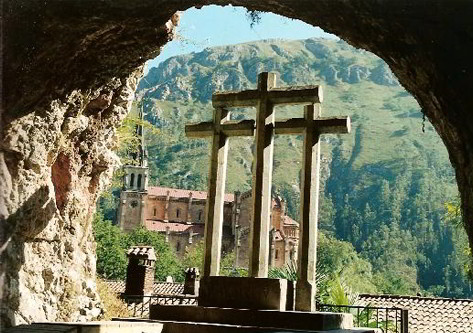 Tres cruces en covadonga Asturias