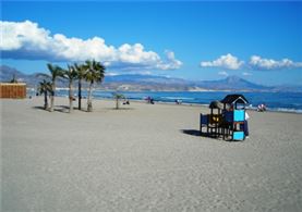 Cala de la isla de Alicante